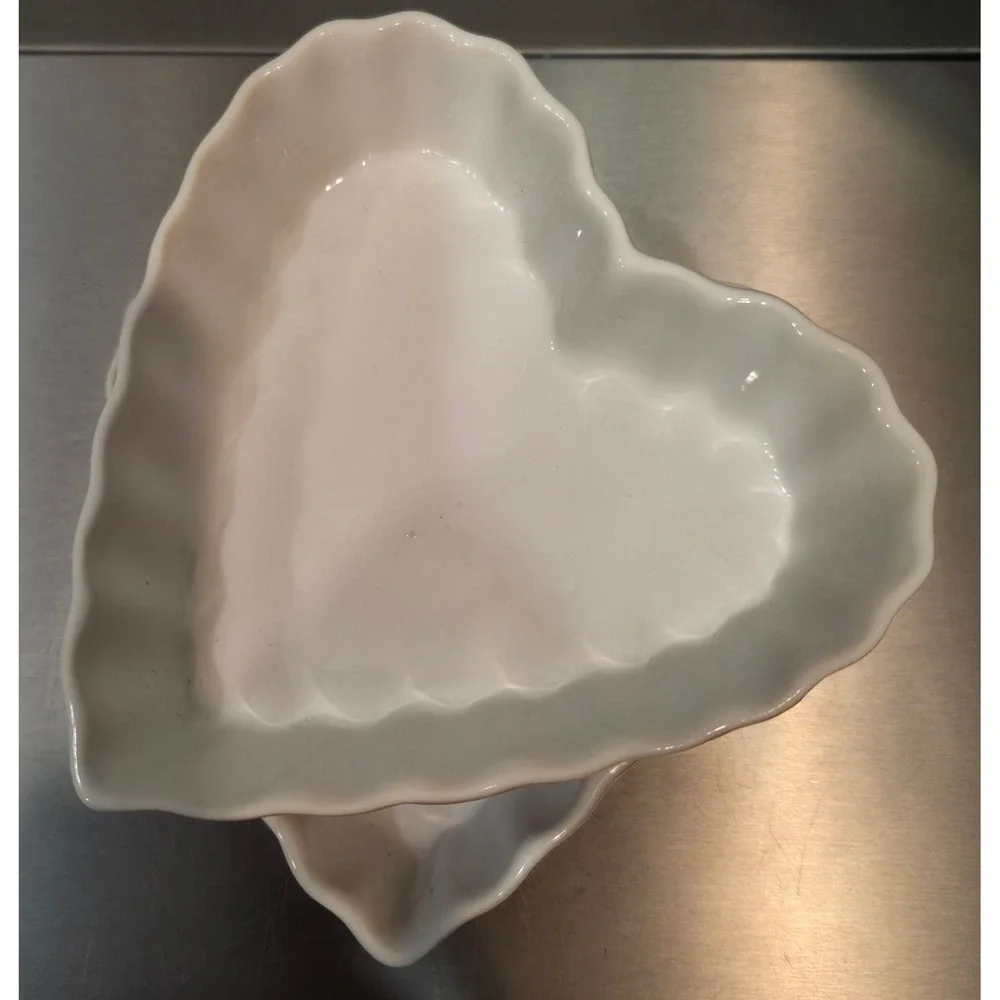 Pacific Island Creations Co Heart Ceramic Ramekin Set White Pink Striped Set/2 - Picture 3 of 9